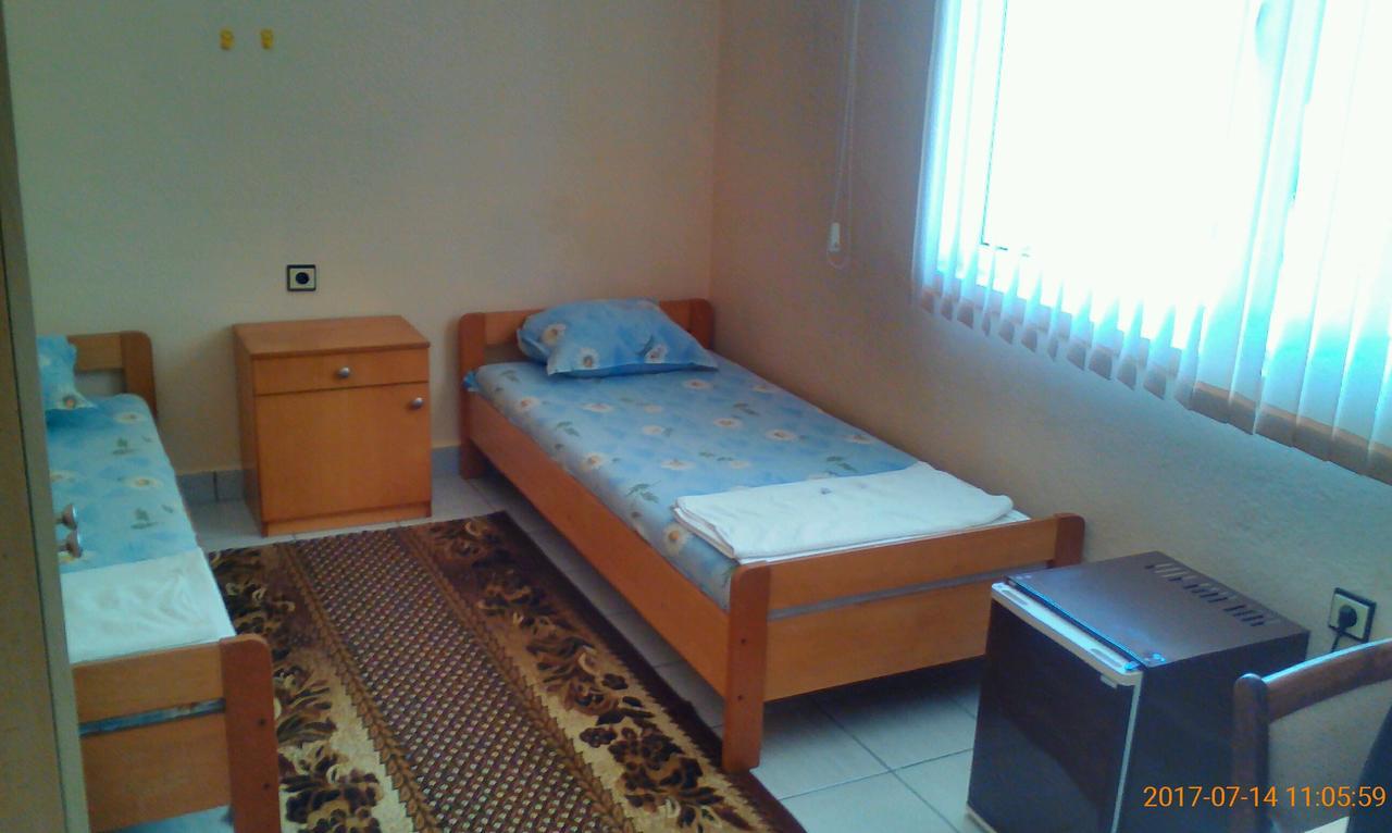Famili Hotel Barba Yani Golden Sands Exterior photo