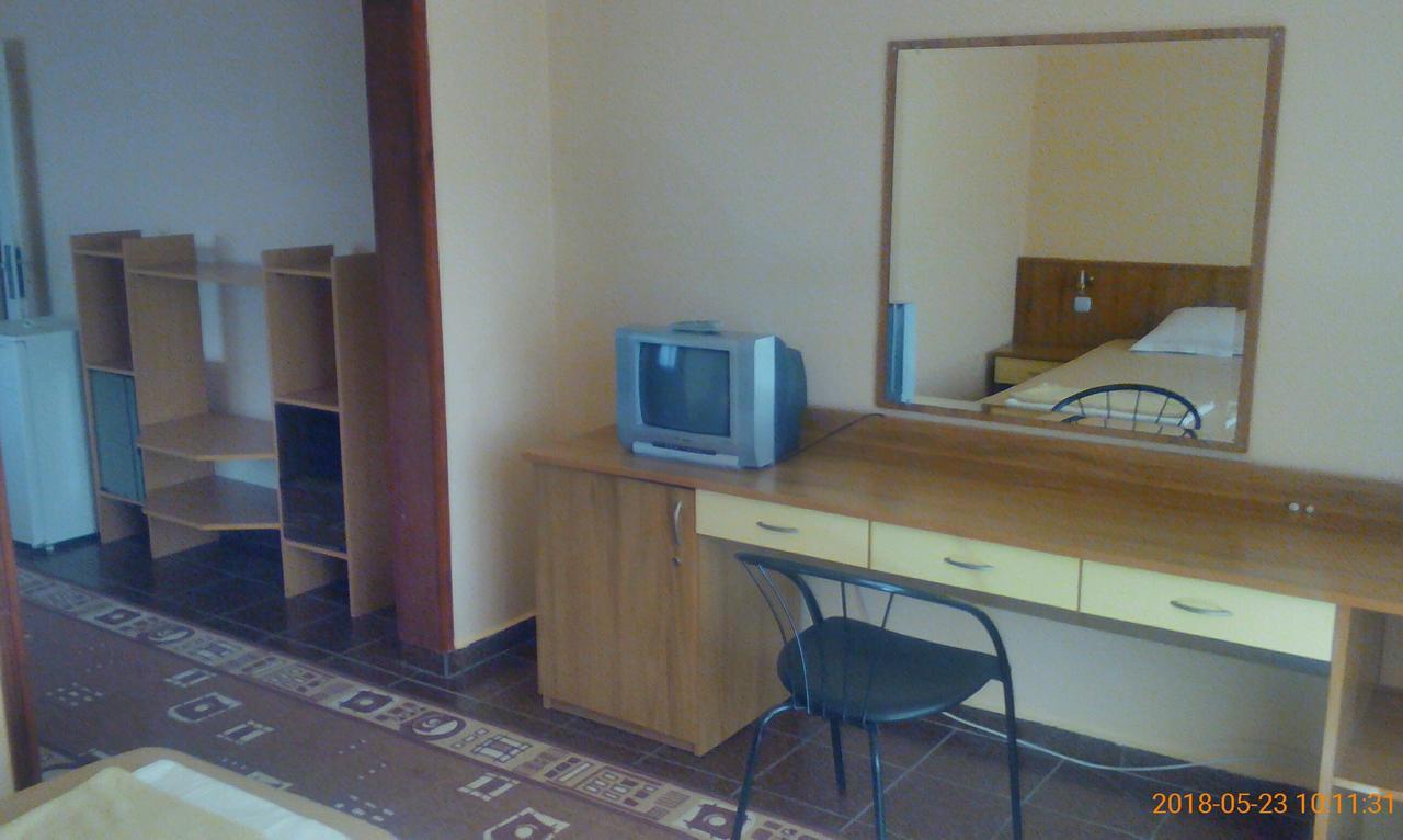 Famili Hotel Barba Yani Golden Sands Exterior photo